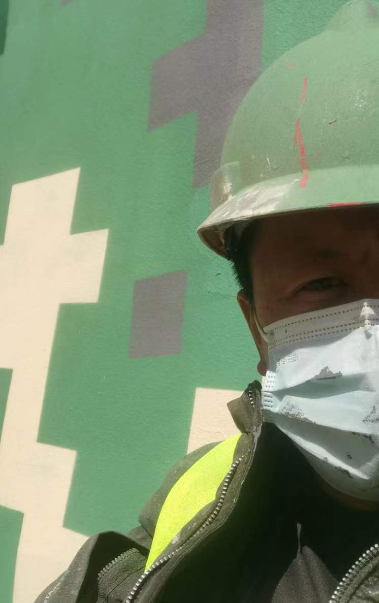 资阳迷彩漆未完全固化；